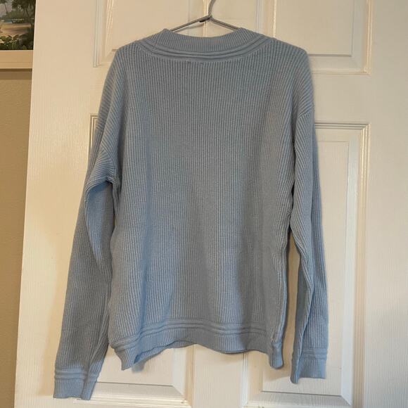 Cyrus light blue, ribbed V-neck sweater size medium - Picture 2 of 15